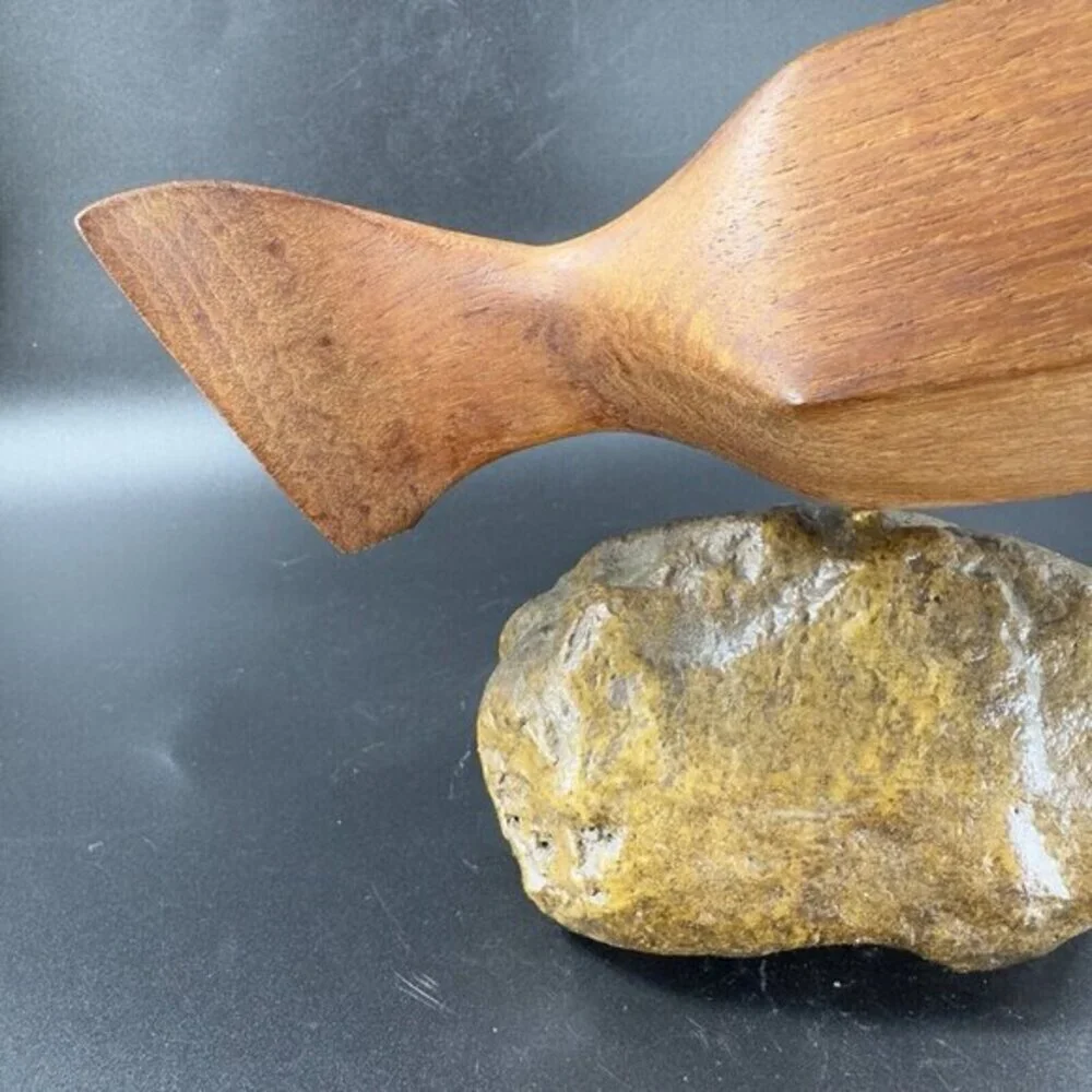Vintage Hand‎ Carved Decorative Beach Fish Shorebird Hand Made Wood On Stone VTG